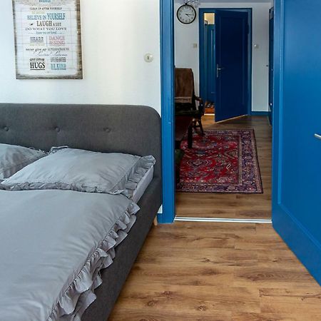 Altes Pastorat Am Husumer Hafen Apartment Husum  Exterior foto
